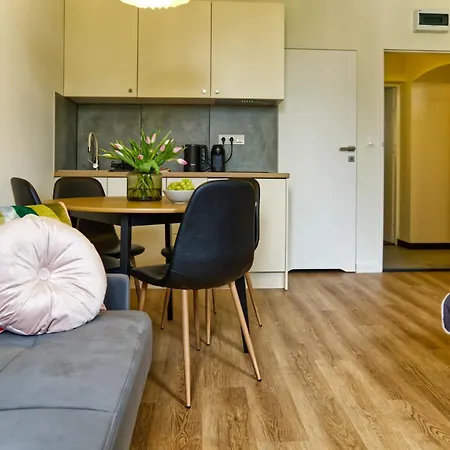 New! Center Boya Varsovia